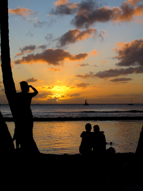 There’s nothing quite like sunsets in Hawaii. Photo © 2011 Aaron Saunders