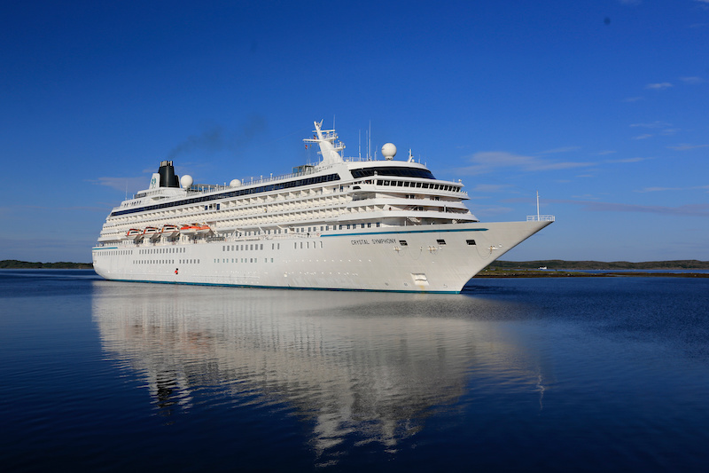 Cruise ship Crystal Symphony